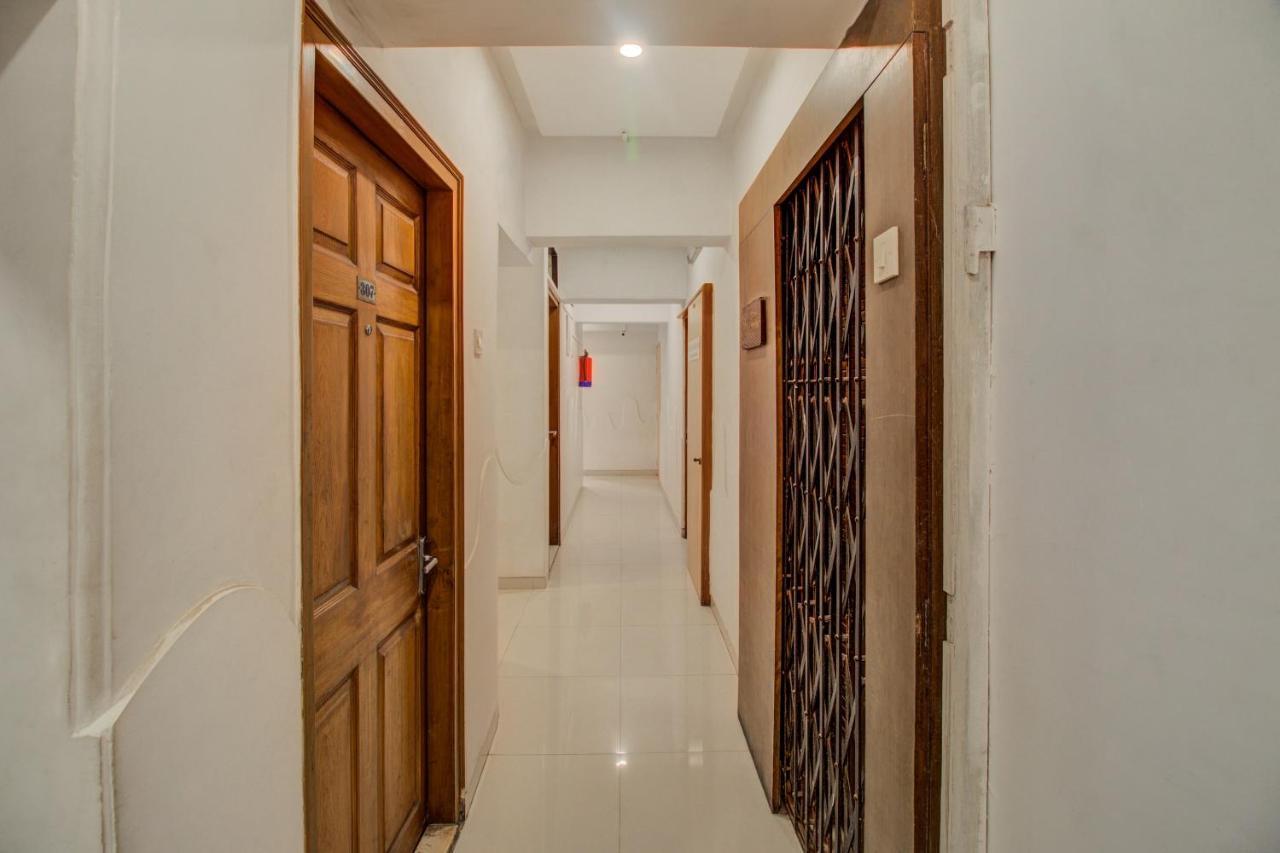 Отель Oyo Flagship 572 Santacruz West Мумбаи Экстерьер фото