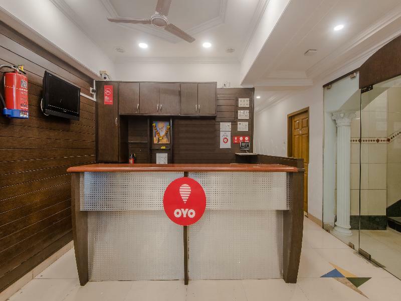 Отель Oyo Flagship 572 Santacruz West Мумбаи Экстерьер фото